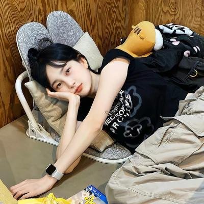 锦鲤降世,炮灰家人偷听我心声